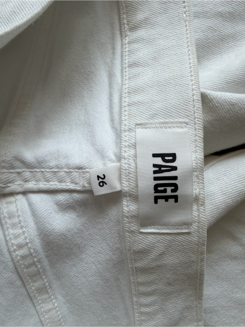 PAIGE Morgan Ankle Straight Jeans | White |
Size 26 - Picture 4 of 5